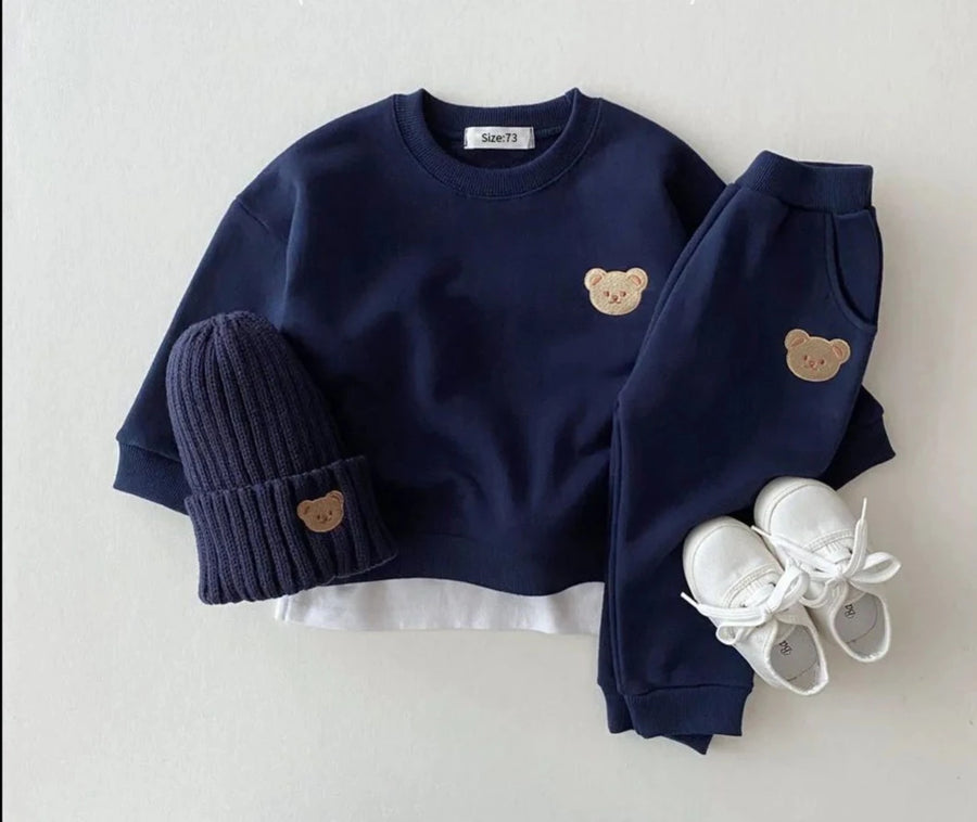 Trendy 2-Piece Bear Sweatshirt and Pants Outfit for Little Ones